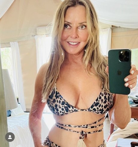 太った足のOnlyFans ホットポルノ 画像