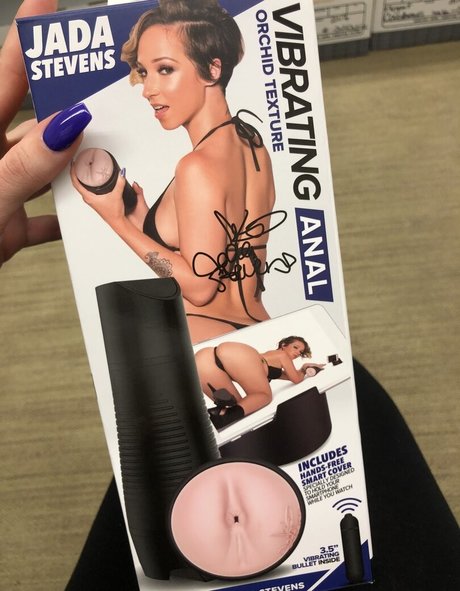 19歳のOnlyFans ポルノ アーカイブ