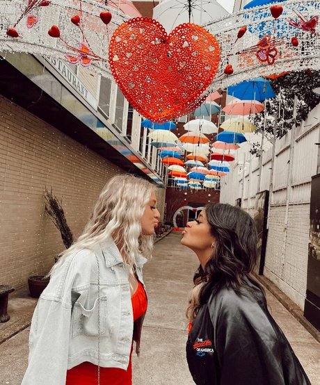 アジアンジム オンリーファンズ ポルノ 画像