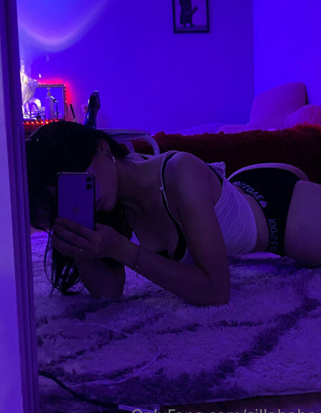 成熟した黒人女性オンリーファンズ ポルノ 写真