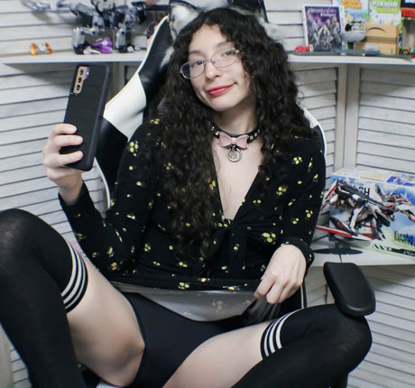 itwhiskarafterdark 完璧な女優 画像