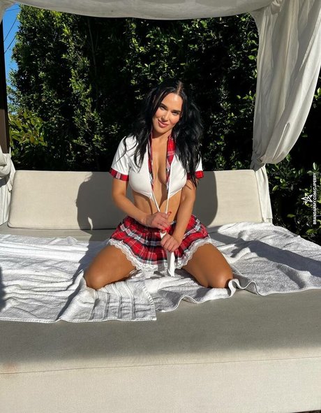 小柄な妻OnlyFans セクシーヌード 画像