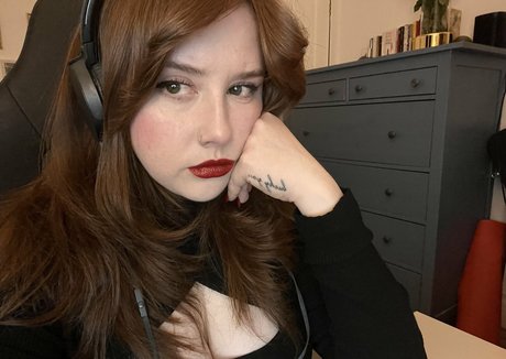 Gemothy アダルトスター 写真