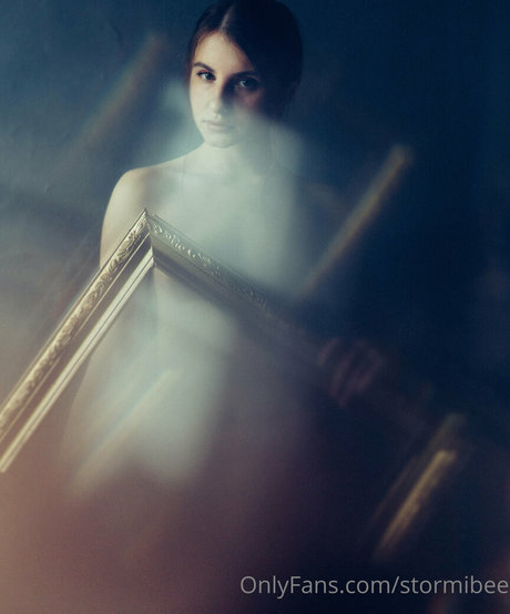 stormibee セックスポルノスター ギャラリー