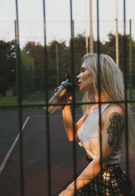 黒猫のOnlyFans ヌード 画像