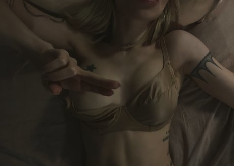 バニー無料OnlyFans 美しい裸 写真