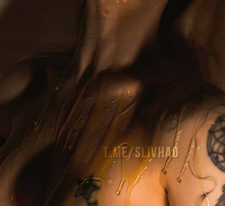 ヌード 屋外 OnlyFans ホットセクシー 写真