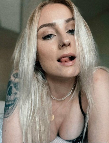 hellbntheavensnt アダルトスター 画像