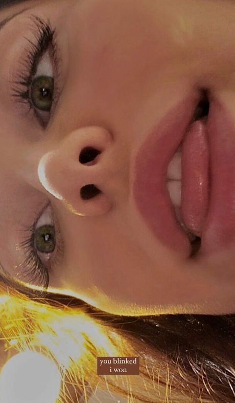 mira nowhere ホットなポルノスター ギャラリー