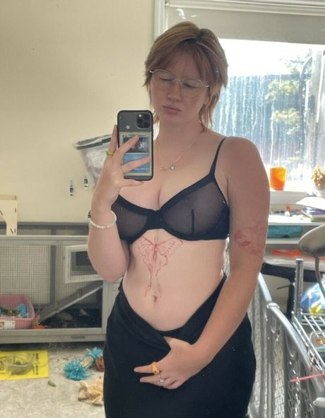 Luvliii 最高の女優 画像