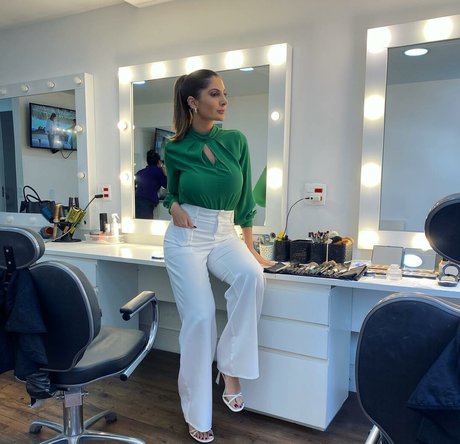 18歳以下の無料OnlyFans セックス 写真