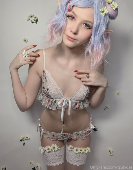 アジア人のティーンの足 オンリーファンズ HD 画像