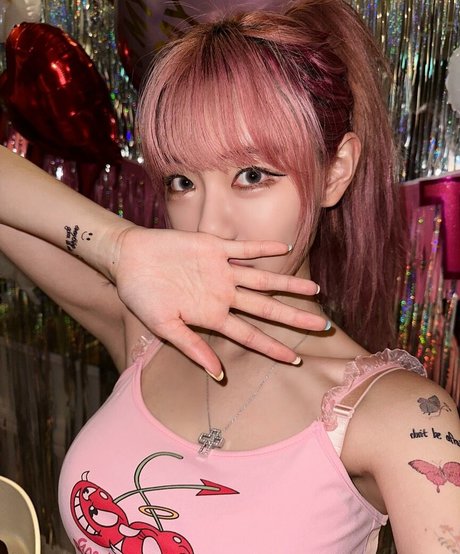 Berry ポルノスター 素敵 画像