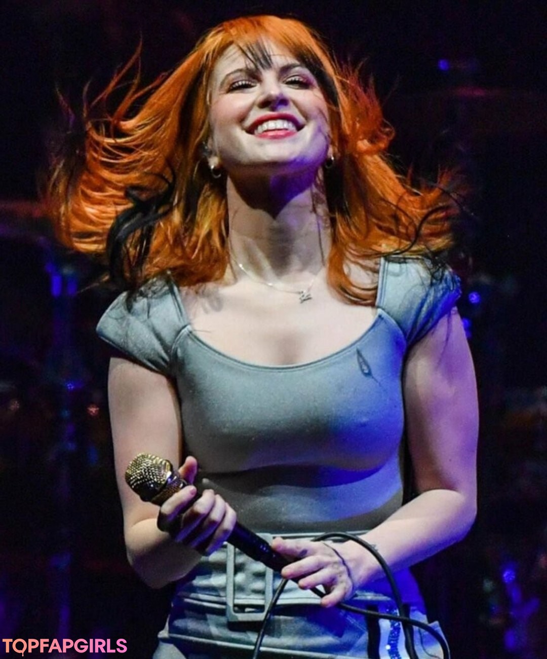 Hayley Williams ヌードのポルノスター 画像