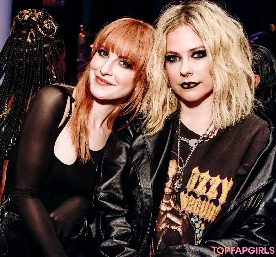 Hayley Williams アダルト女優 写真