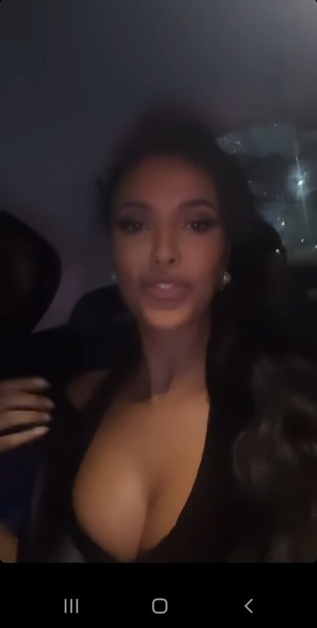 汚れた足オンリーファンズ ヌード ギャラリー