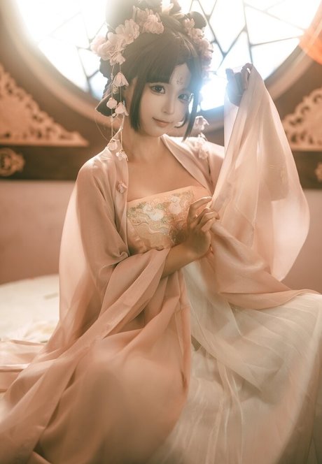 痩せたティーンのオンリーファンズ アダルト 写真