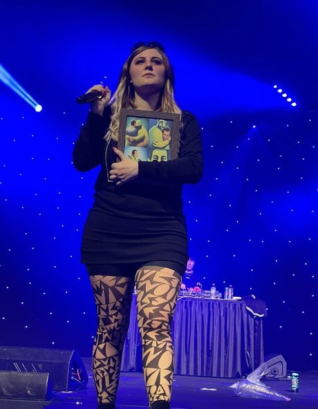 Demondice Karen モデル 写真