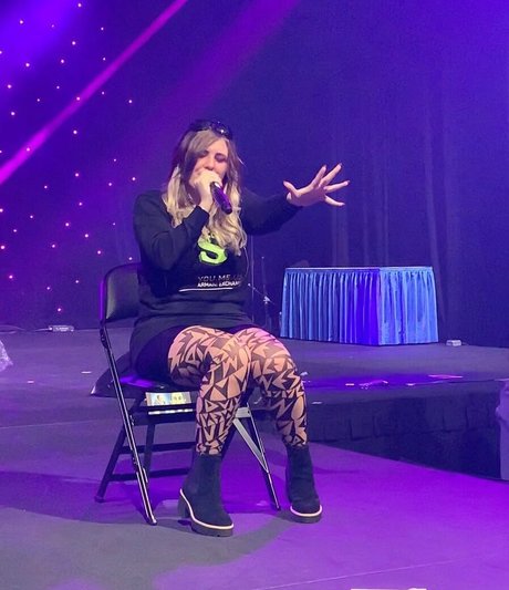 Demondice Karen セックスモデル 写真