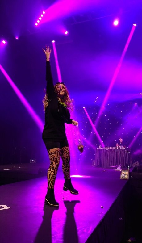 Demondice Karen 完璧なスター ギャラリー