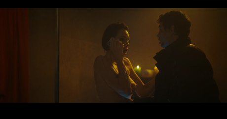 Nastasya Samburskaya アダルトモデル 写真