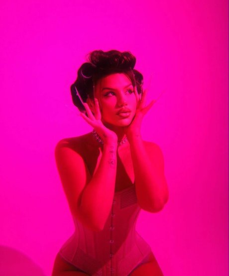 Vivi Wanderley 独占ポルノスター 画像