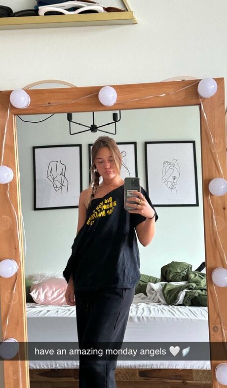 Olivia Ponton エロティックなスター 画像