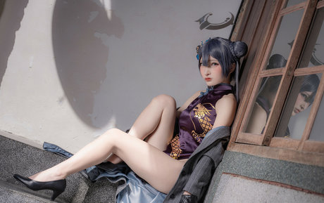 ミニドレス OnlyFans アートヌード ギャラリー