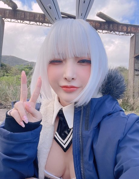 曲線美のヌードオンリーファンズ パーフェクト 写真