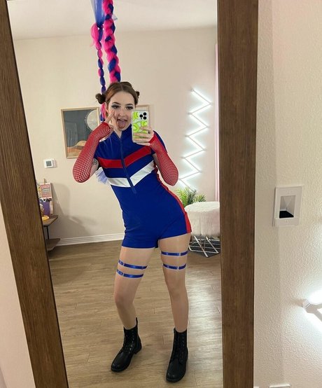 ルビーオンリーファン アートポルノ 写真