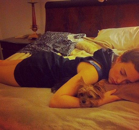 ゴス3P OnlyFans ポルノ 画像