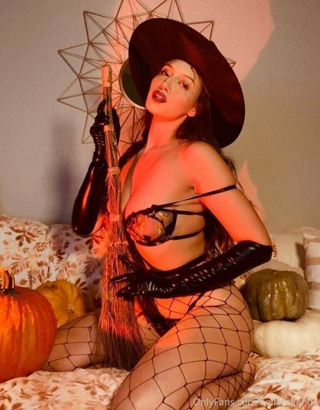 Bellarollandx ポルノスター アダルト 写真