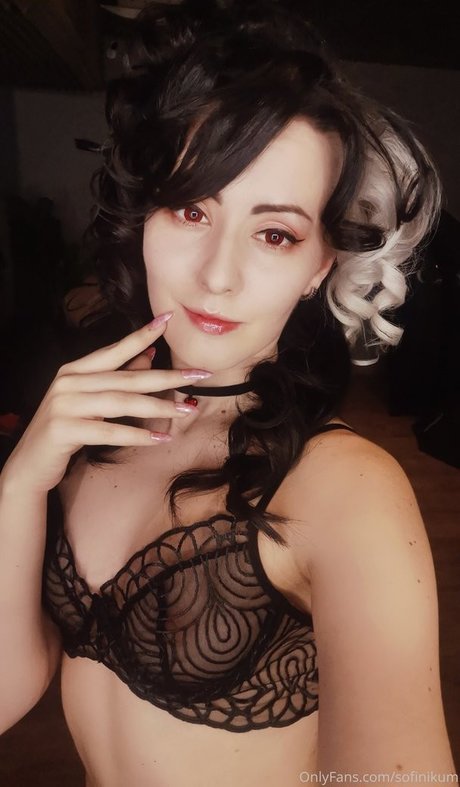 ミニドレス OnlyFans 無料 写真