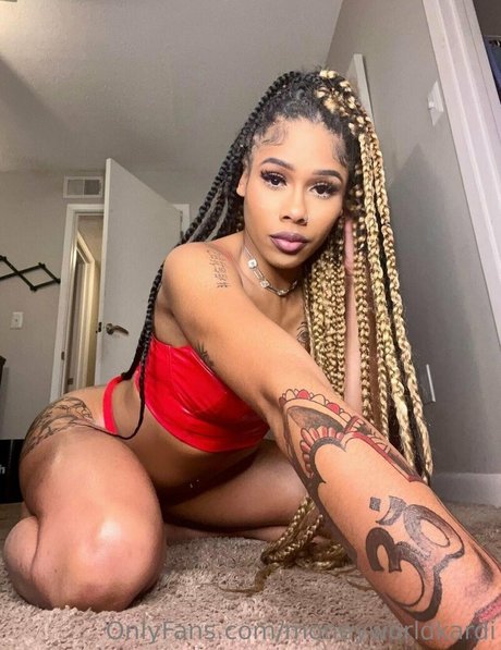 ティーンシーメールオンリーファンズ アートヌード アーカイブ