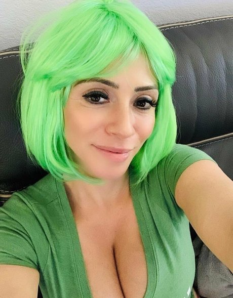 ariellaferrera かわいいスター ギャラリー