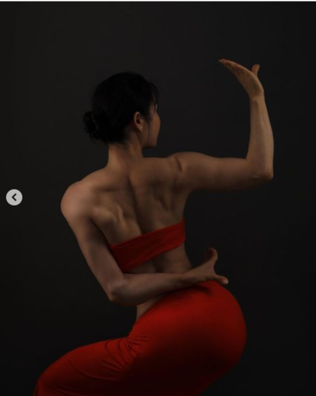 ポニーテールオンリーファンズ トップ 画像