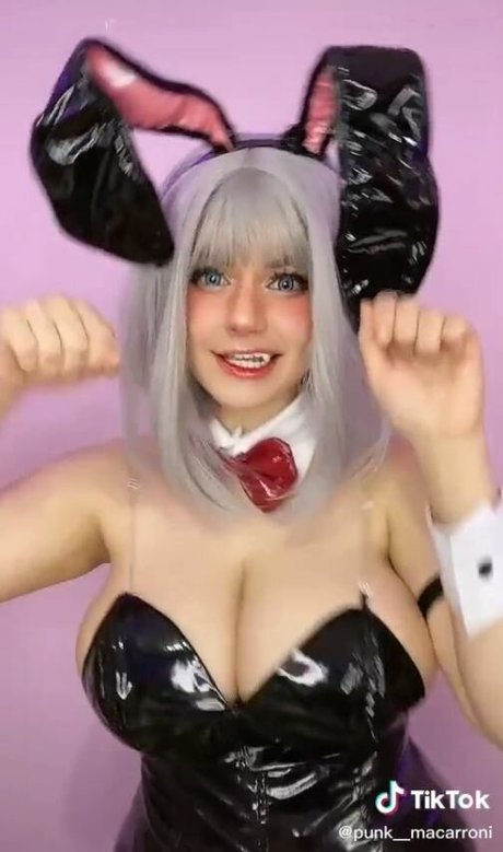 ミニドレス OnlyFans 可愛い 写真