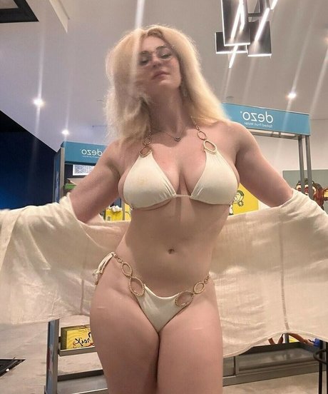 Chloethehokage 無料モデル 写真