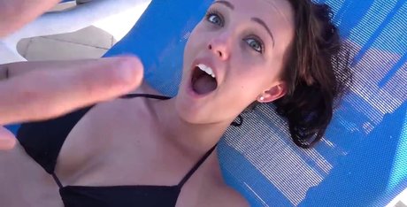 フィットネスインフルエンサーオンリーファンズ 無料セックス 写真