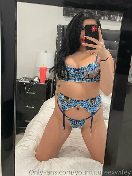 クーガーオンリーファンズ 無料 写真