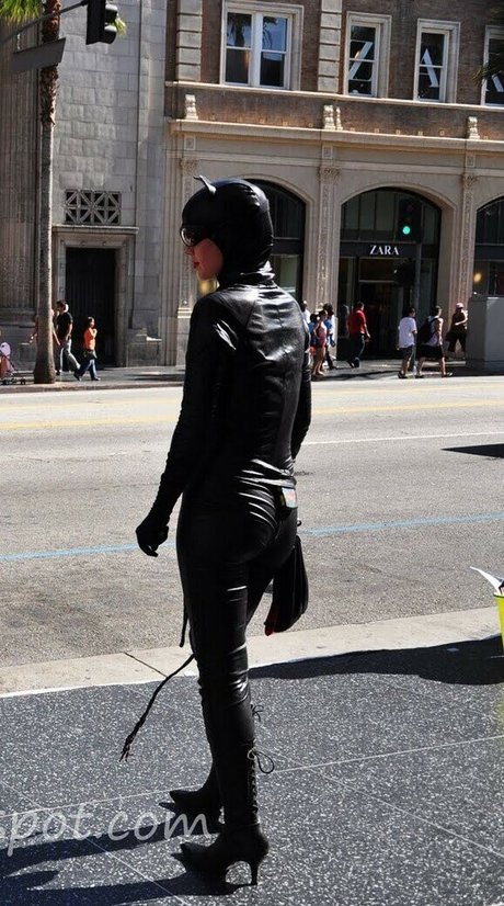 熟女のおまんこオンリーファンズ ポルノグラフィック 画像