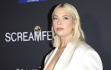 フェイシャルオンリーファンズ 美しい裸 画像