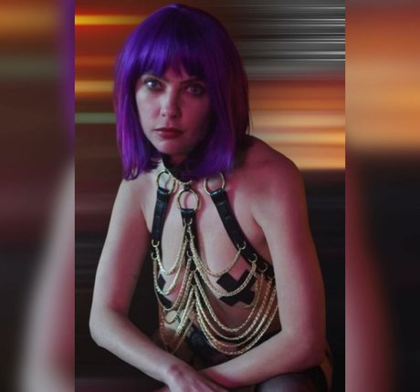 毛深いアジア人オンリーファンズ アダルト無料 写真