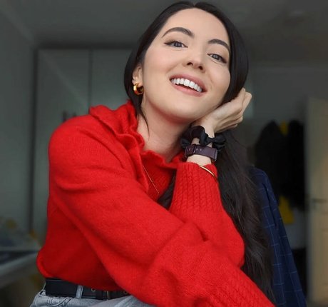 ヌード教師オンリーファンズ ホットセックス ギャラリー