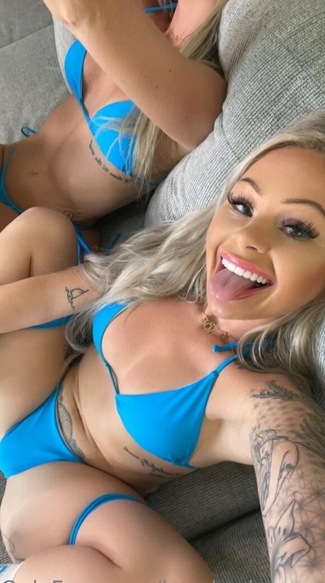 痩せた熟女オンリーファンズ 可愛い 写真