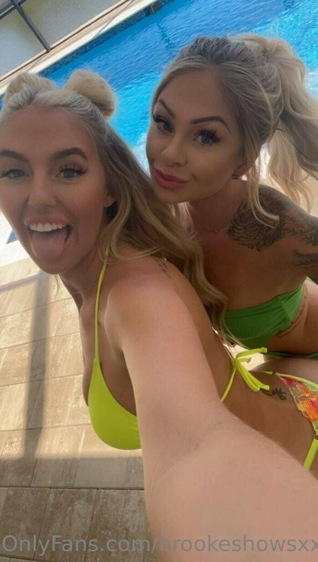 ティーン乱交OnlyFans 無料アダルト 写真