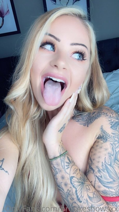 ゲイランジェリーOnlyFans 無料裸 画像