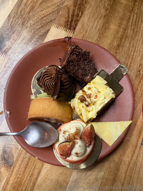 cynthiajadebabe 無料モデル ギャラリー