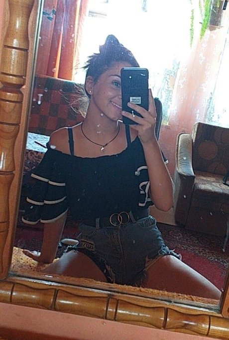 Wiktoria Bystron ポルノスター トップ ギャラリー