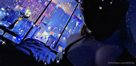 kltt3y トップモデル 画像